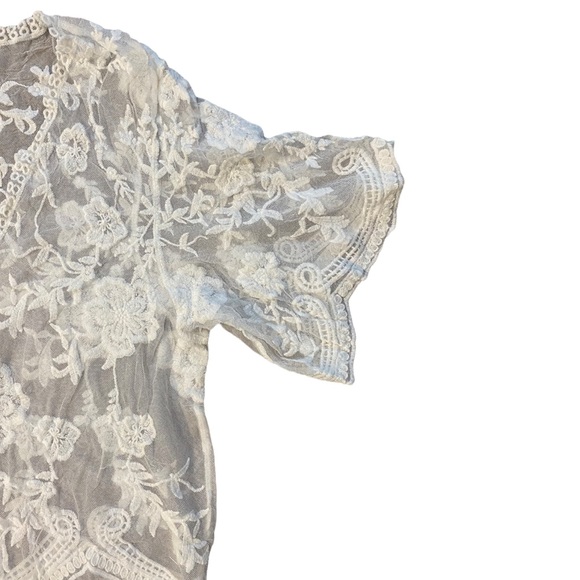 MAEVEN BRIDAL - Boho Lace Kimono / Bridal Lace Robe / Beach Cover-Up - Picture 10 of 15